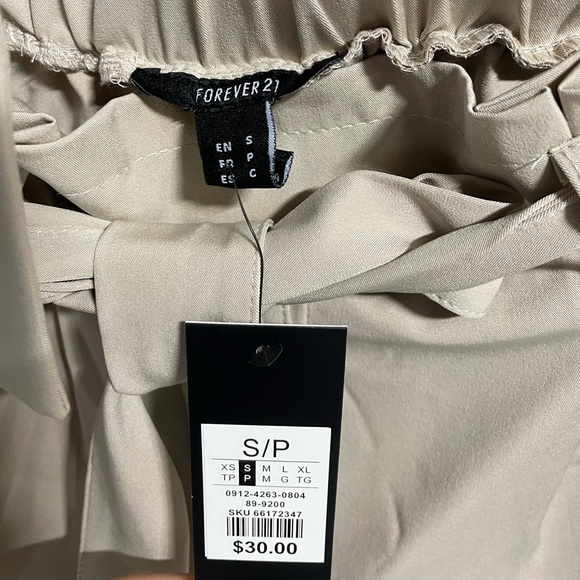 Modern suit set - Picture 5 of 5